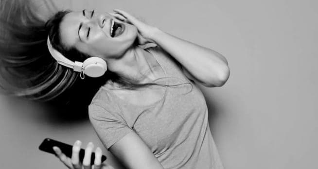 XX59 HEADPHONES image 1